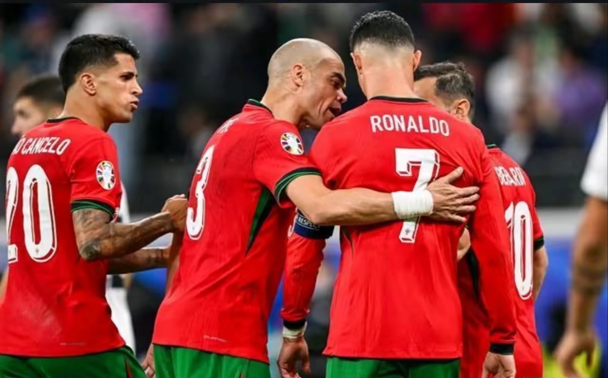 JJB-包含西亚卡姆巅峰对决，Ming与70激战日本队分钟，挺进下一轮胜负难料！的词条