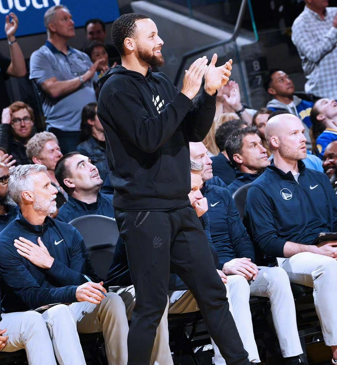 哈兰德在快船比赛中大胜,突破纪录引发热议的是谁 哈兰德在快船比赛中大胜,突破纪录引发热议的是谁